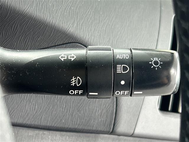 Toyota PRIUS 2012 8339863-7