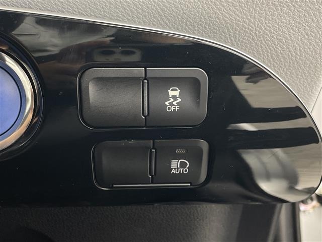 Toyota PRIUS 2019 8339978-6