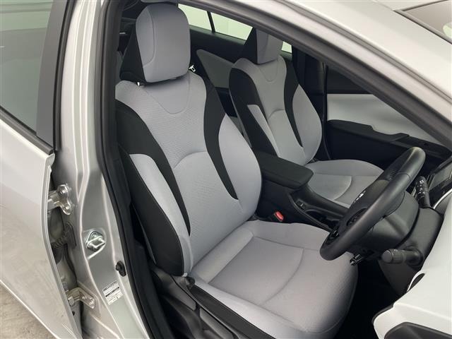 Toyota PRIUS 2019 8339978-7