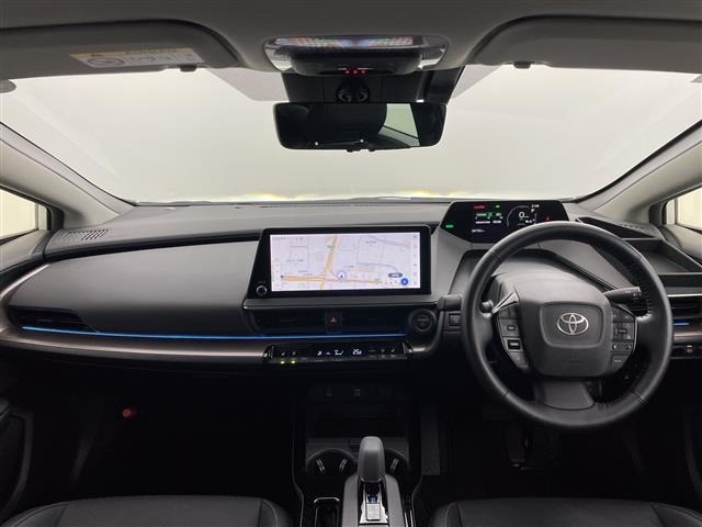 Toyota PRIUS 2023 8339982-14