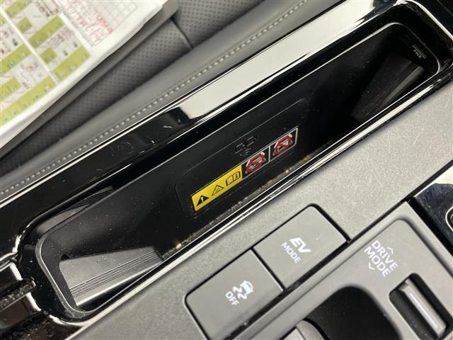 Toyota PRIUS 2023 8339982-19