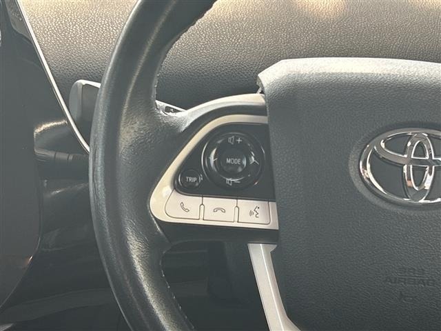 Toyota PRIUS 2016 8339983-19