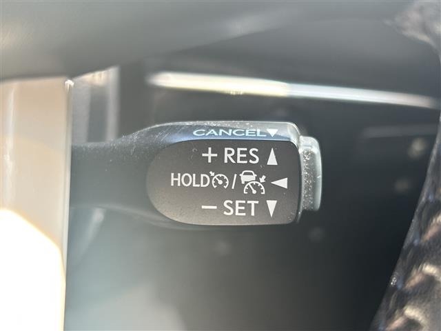 Toyota PRIUS 2016 8339983-5