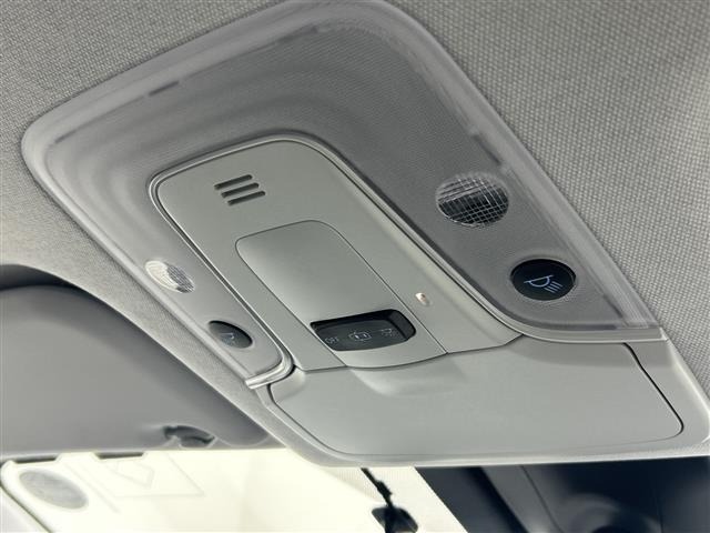 Toyota PRIUS 2018 8340011-4