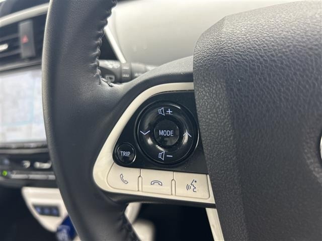 Toyota PRIUS 2018 8340011-8