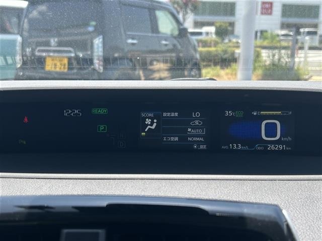 Toyota PRIUS 2019 8340012-13