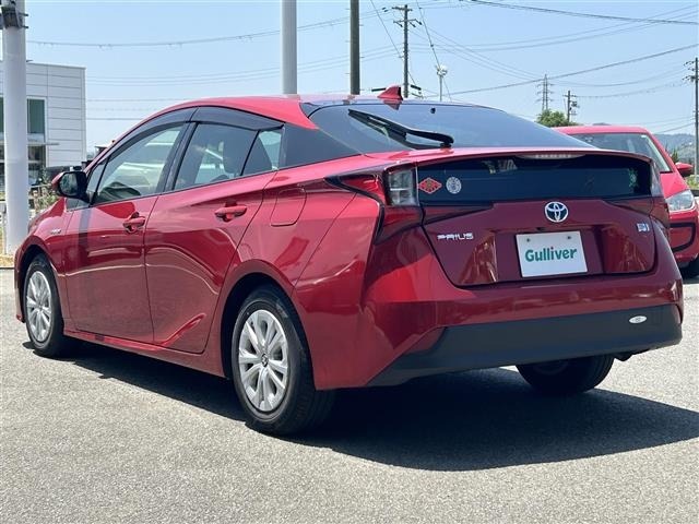 Toyota PRIUS 2019 8340012-19