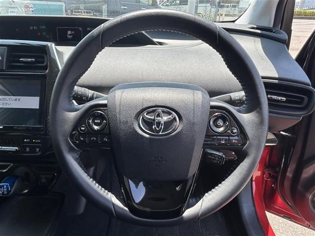 Toyota PRIUS 2019 8340012-24