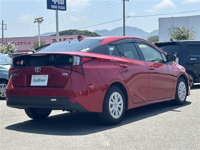 Toyota PRIUS 2019 8340012-3
