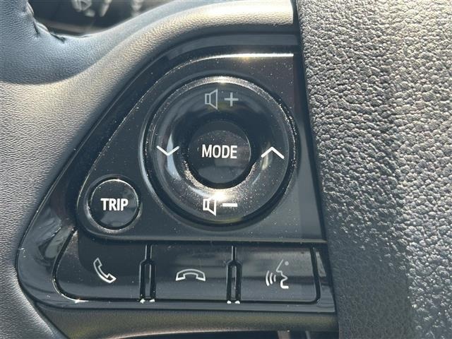 Toyota PRIUS 2019 8340012-9