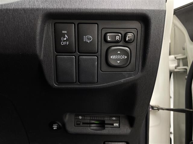 Toyota PRIUS 2012 8340034-12
