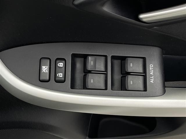 Toyota PRIUS 2012 8340034-20
