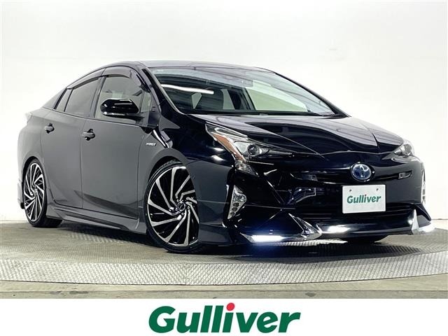 Toyota PRIUS 2017 8340050-0