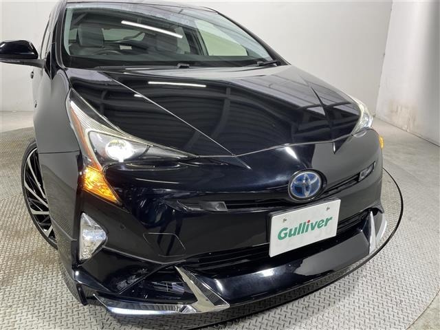Toyota PRIUS 2017 8340050-8