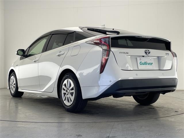 Toyota PRIUS 2018 8340057-13
