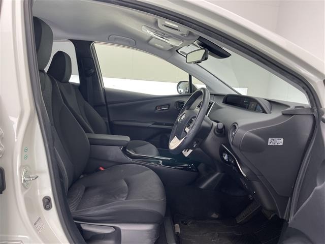 Toyota PRIUS 2018 8340057-2