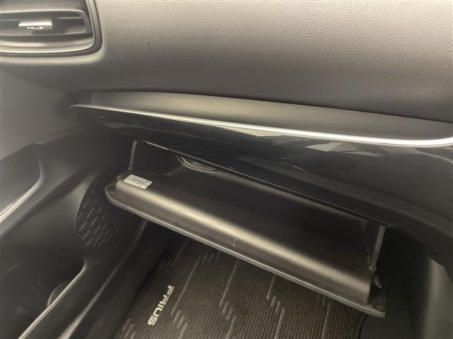 Toyota PRIUS 2018 8340057-20