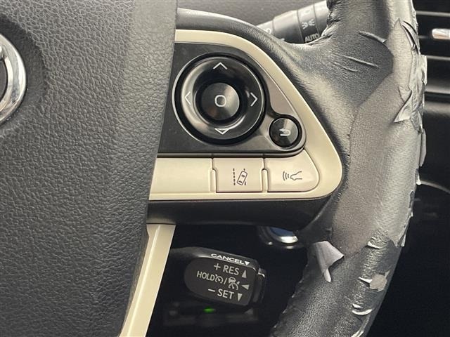 Toyota PRIUS 2018 8340057-9