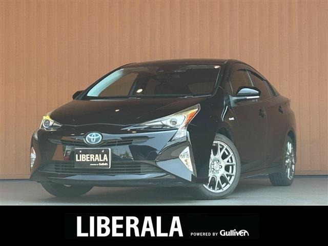 Toyota PRIUS 2016 8340061-0
