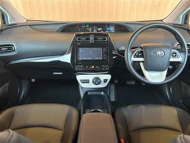 Toyota PRIUS 2016 8340061-14