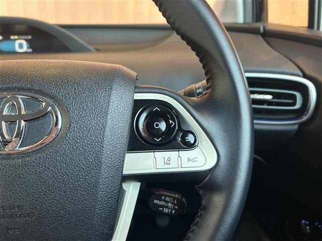 Toyota PRIUS 2016 8340061-18