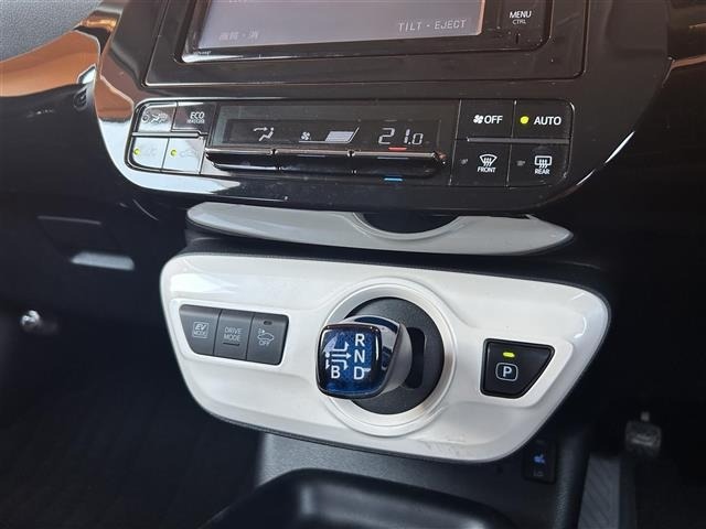 Toyota PRIUS 2016 8340061-8