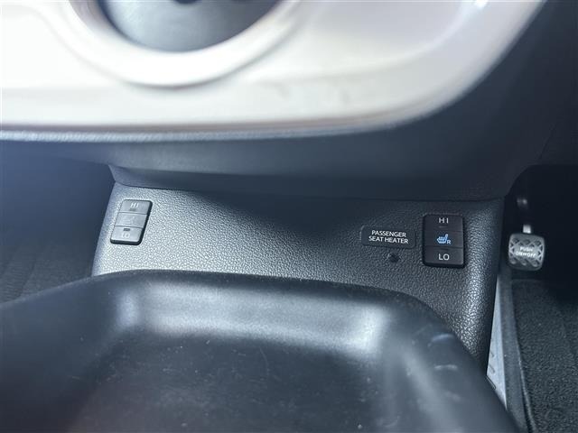 Toyota PRIUS 2016 8340061-9
