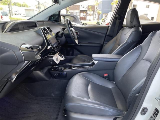 Toyota PRIUS 2016 8340069-17