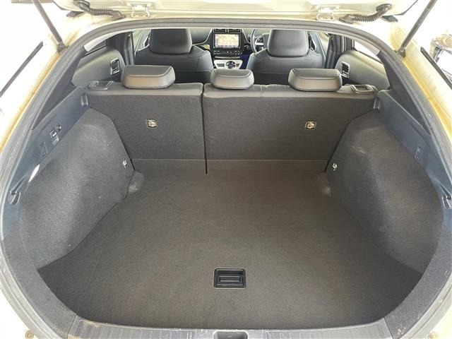 Toyota PRIUS 2016 8340069-2