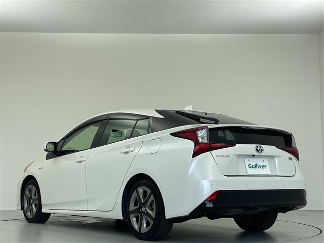 Toyota PRIUS 2019 8340070-2