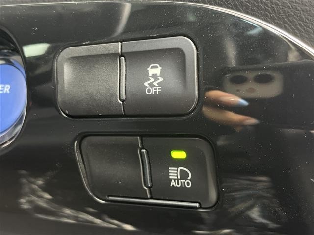 Toyota PRIUS 2019 8340070-21