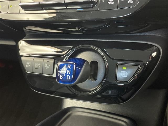 Toyota PRIUS 2019 8340070-5