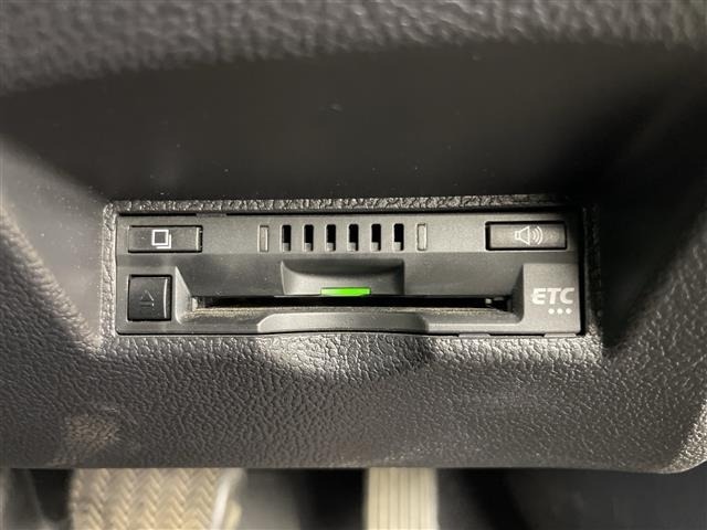 Toyota PRIUS 2018 8340072-2