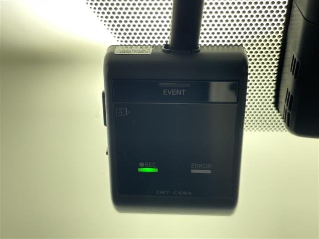 Toyota PRIUS 2018 8340072-4