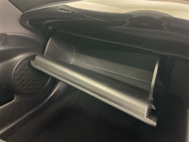 Toyota PRIUS 2018 8340072-6