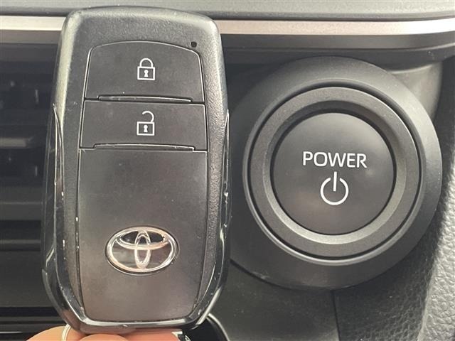 Toyota PRIUS 2025 8340078-11