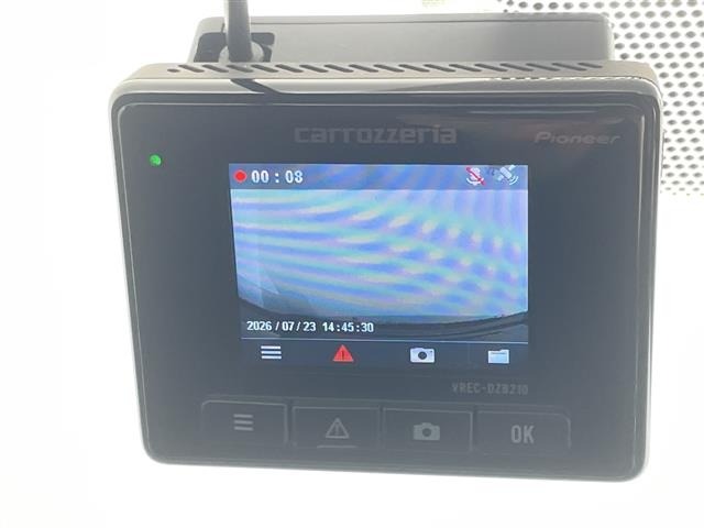 Toyota PRIUS 2025 8340079-15