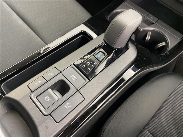 Toyota PRIUS 2025 8340081-11