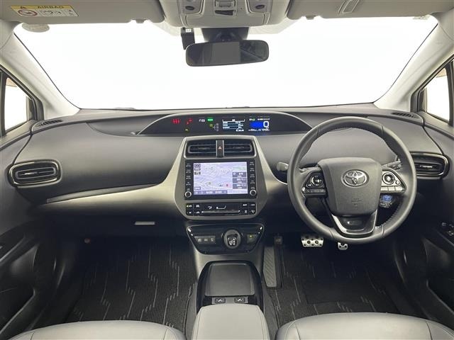 Toyota PRIUS 2021 8340084-16
