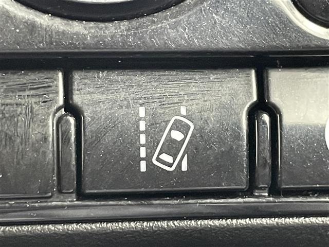Toyota PRIUS 2021 8340084-7
