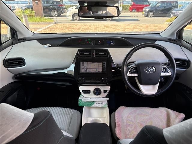 Toyota PRIUS 2018 8340087-15