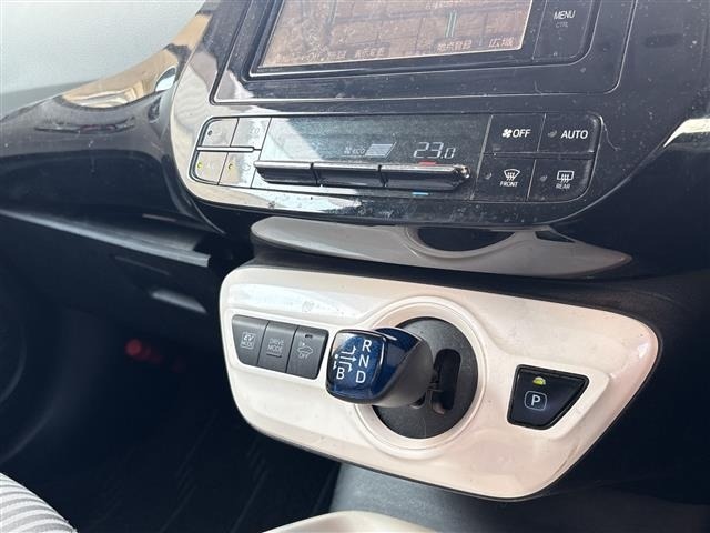 Toyota PRIUS 2018 8340087-5