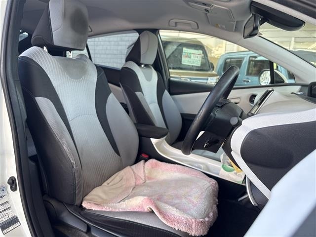 Toyota PRIUS 2018 8340087-7