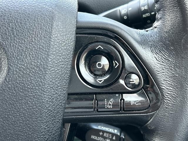 Toyota PRIUS 2018 8340088-12