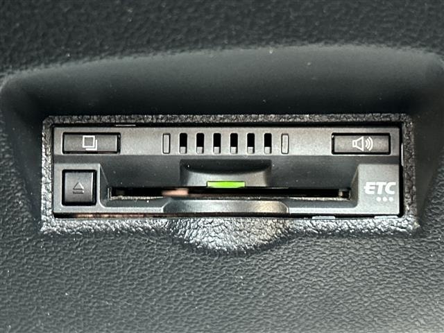 Toyota PRIUS 2018 8340088-16