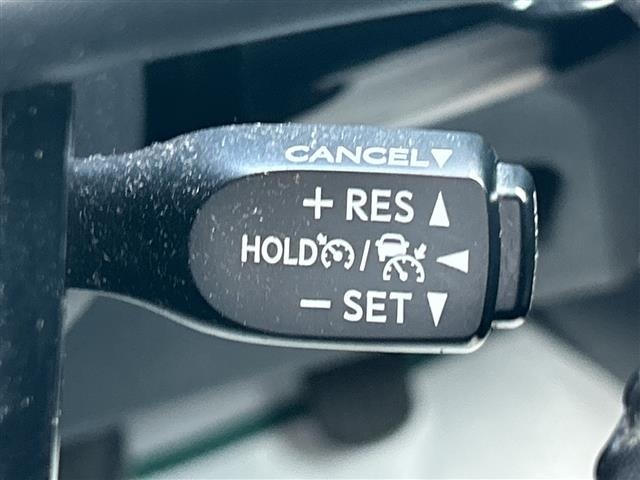 Toyota PRIUS 2018 8340088-17