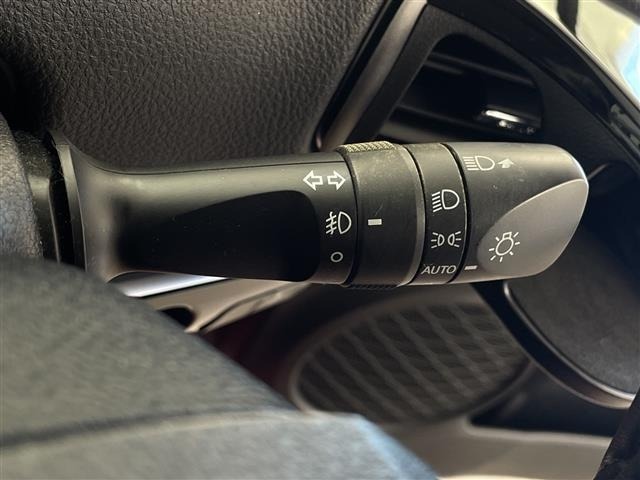 Toyota PRIUS 2018 8340095-3