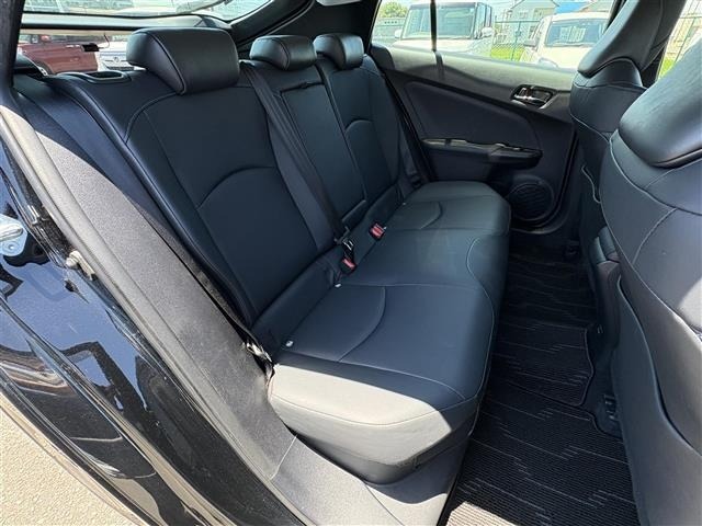 Toyota PRIUS 2021 8340101-11