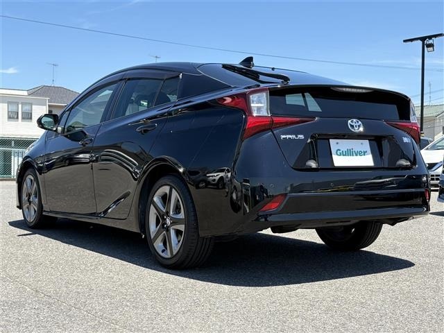 Toyota PRIUS 2021 8340101-4