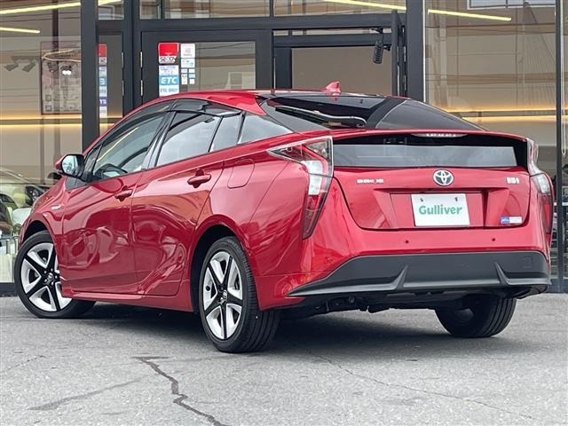 Toyota PRIUS 2016 8340115-13
